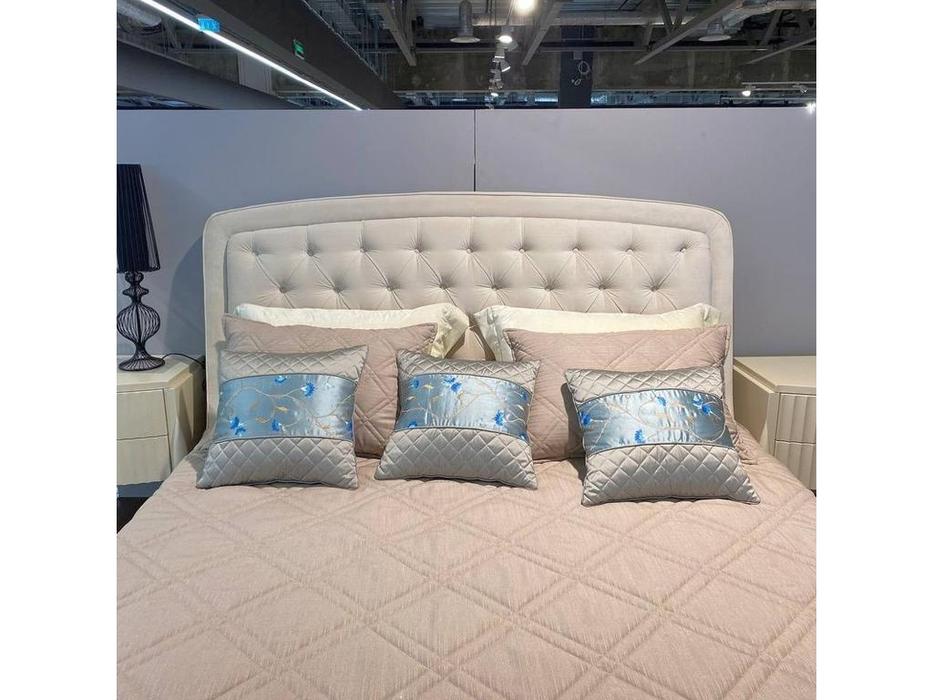 кровать двуспальная 180х200 ткань JEANIE-02 Fratelli Barri Rimini (белый глянцевый лак)